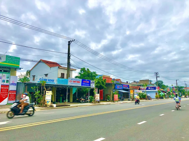 Bán đất mặt tiền Nguyễn Tất Thành - Hội An. Vị trí đắc địa - Kinh doanh sầm uất (MS441)